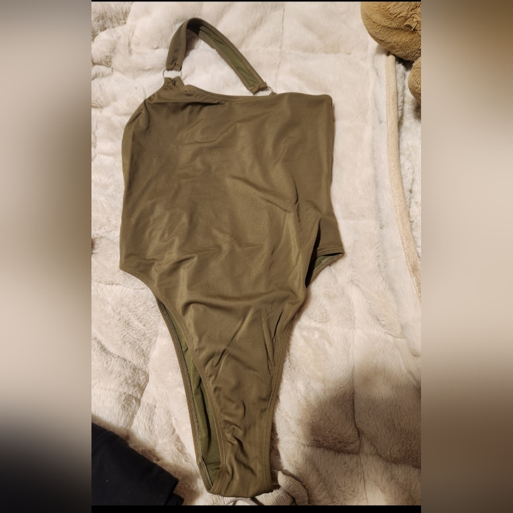 NWT Blush Swimwear
